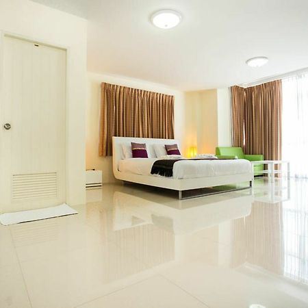 Family Guesthouse Rawai Exterior foto